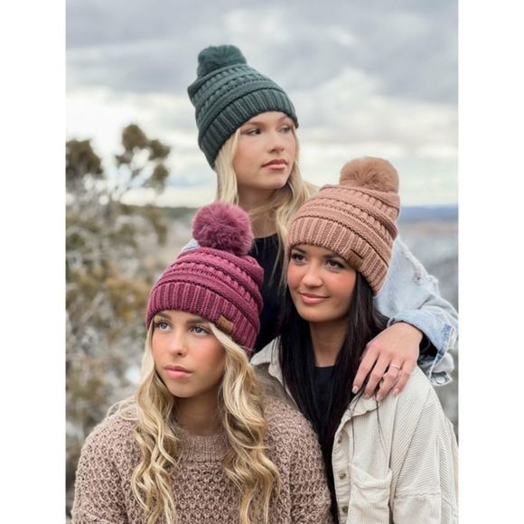 C.C. Boutique Accessories - CC CLASSIC MATCHING FUR POM CC BEANIE YJ64POM GREEN